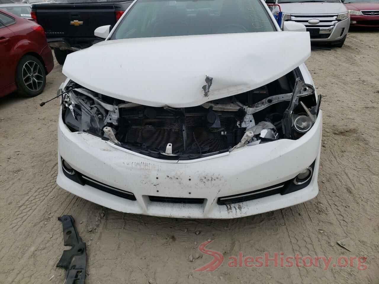 4T1BF1FK2EU851024 2014 TOYOTA CAMRY