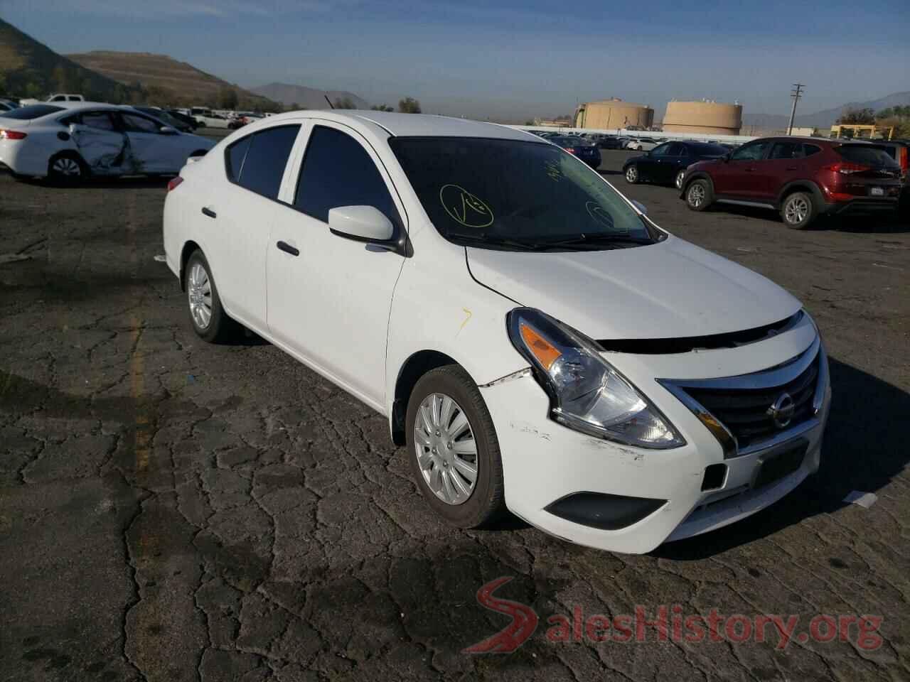 3N1CN7AP8KL820614 2019 NISSAN VERSA