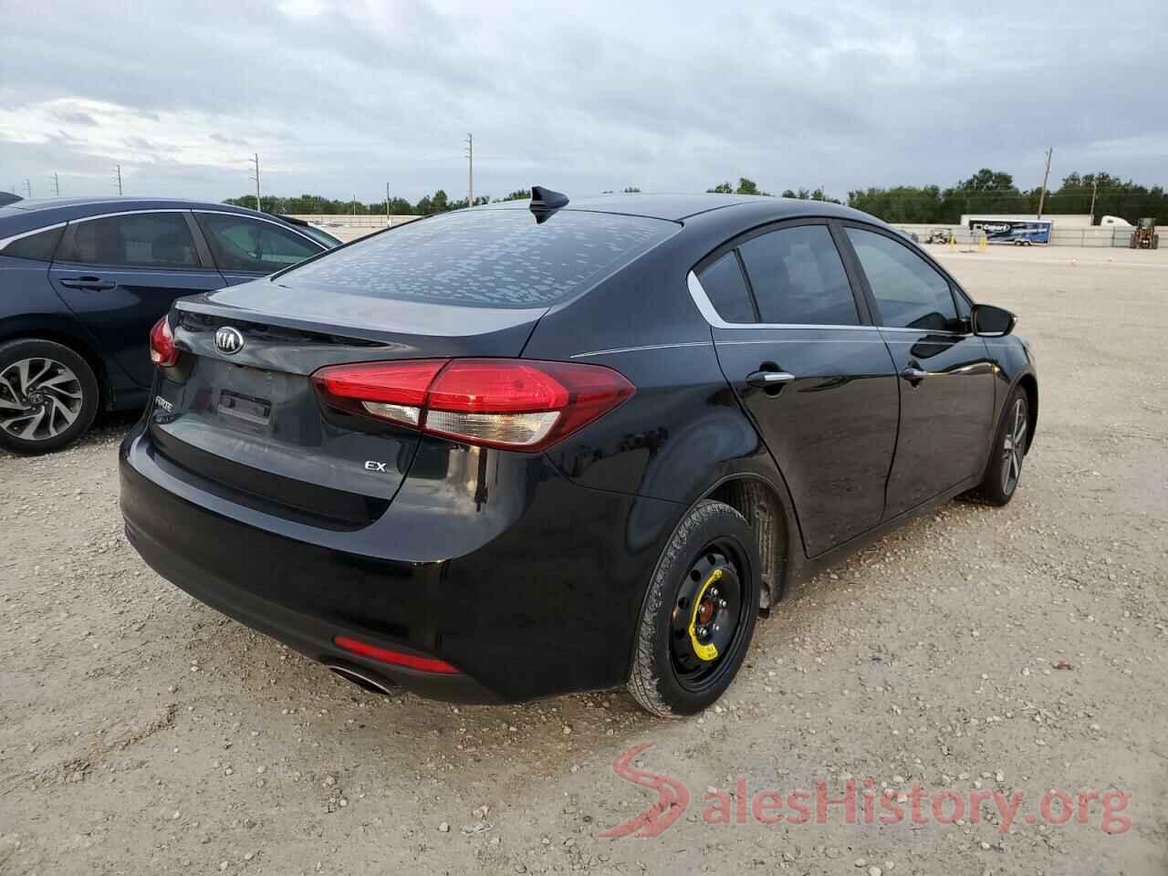 3KPFN4A88JE166766 2018 KIA FORTE