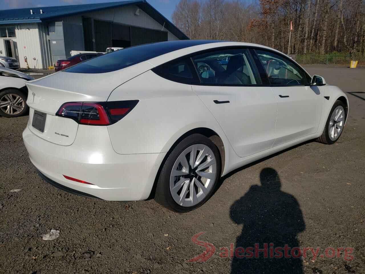 5YJ3E1EB9NF192428 2022 TESLA MODEL 3