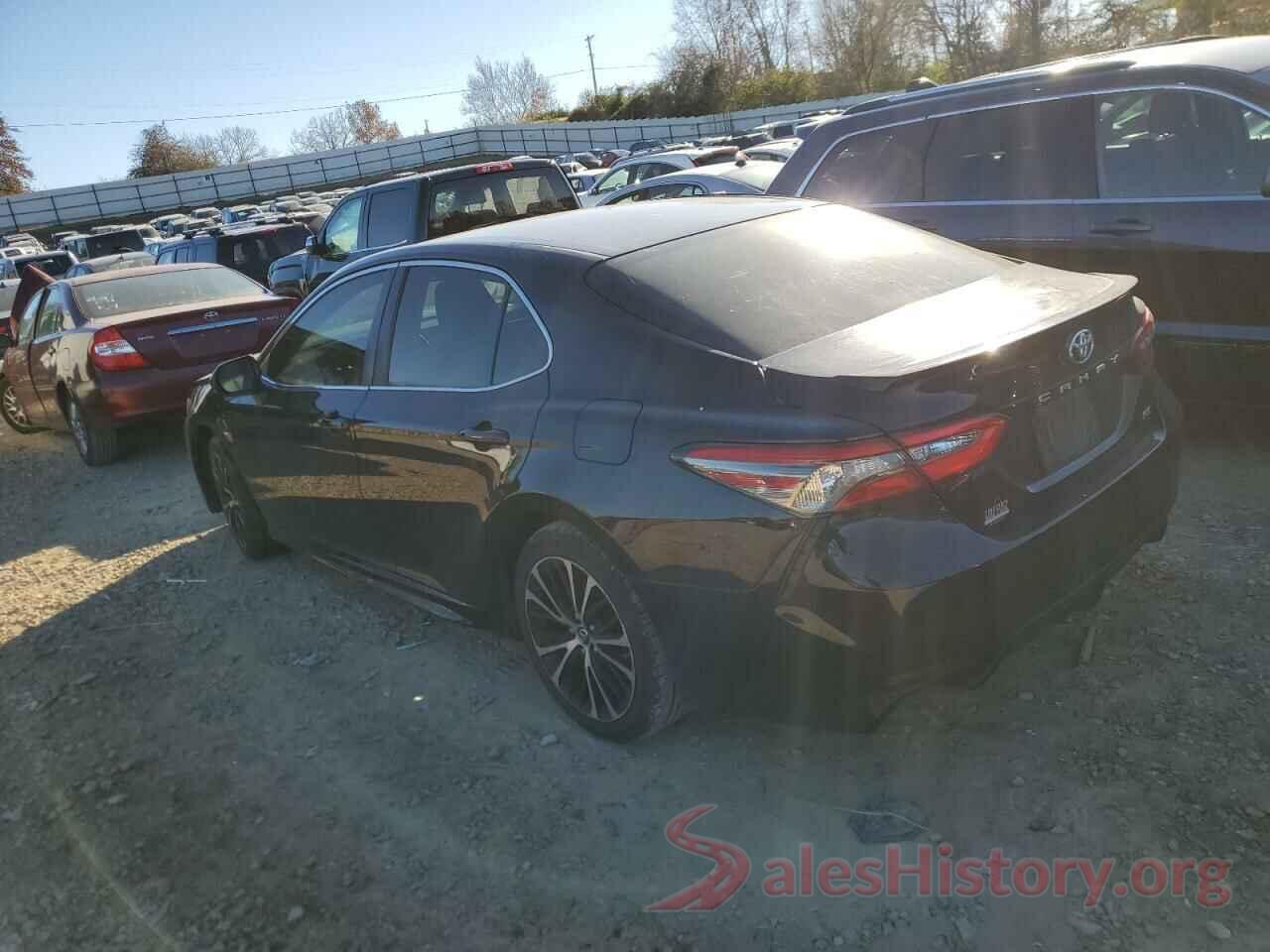 JTNB11HK7J3002955 2018 TOYOTA CAMRY