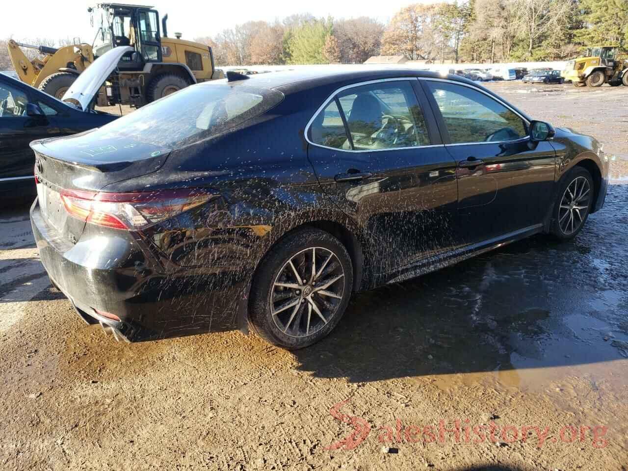 4T1G11BK0MU045840 2021 TOYOTA CAMRY