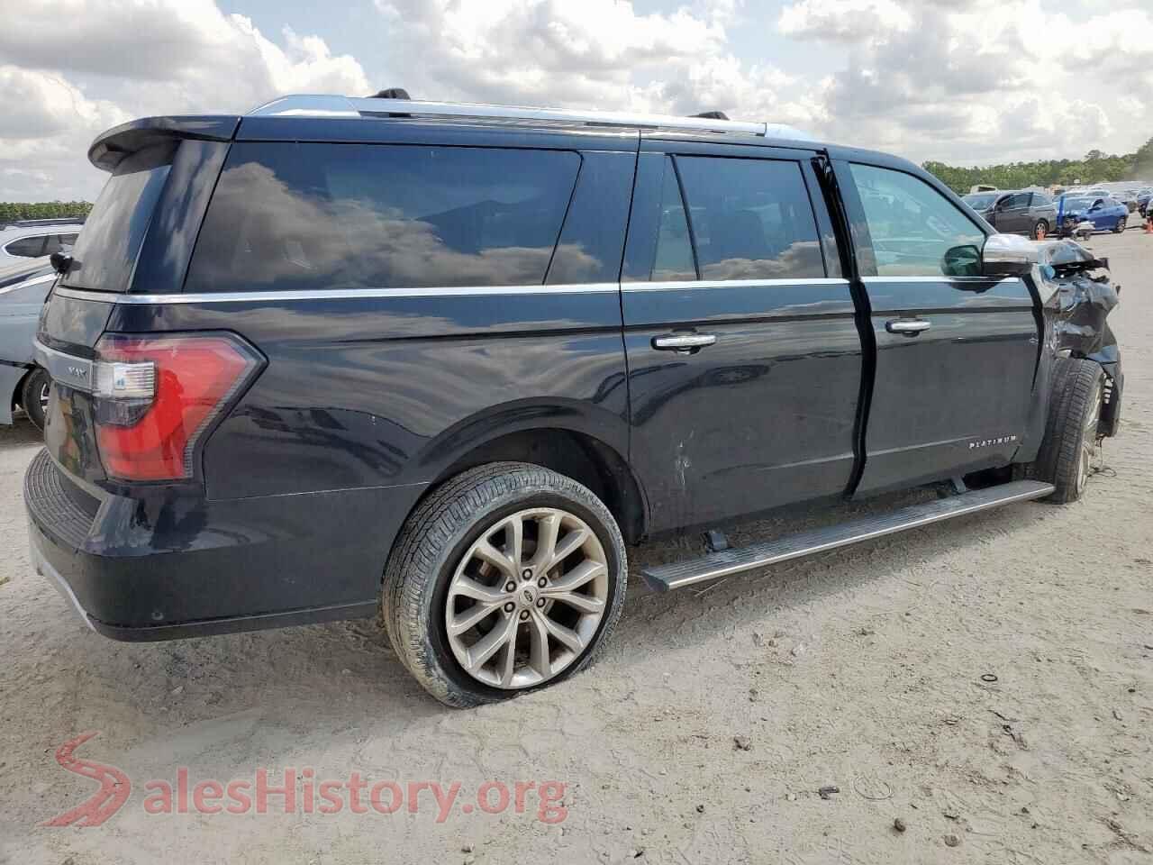2019 FORD EXPEDITION VIN 1FMJK1MT2KEA40588, right side view