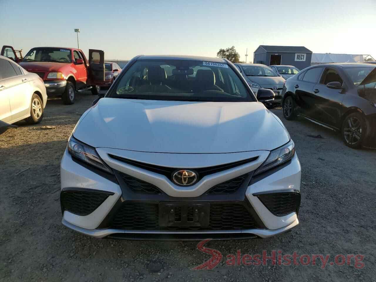 4T1K61AK2MU453088 2021 TOYOTA CAMRY