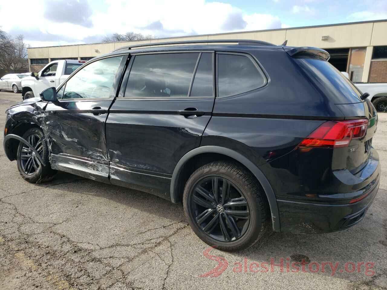 3VV8B7AXXNM015581 2022 VOLKSWAGEN TIGUAN