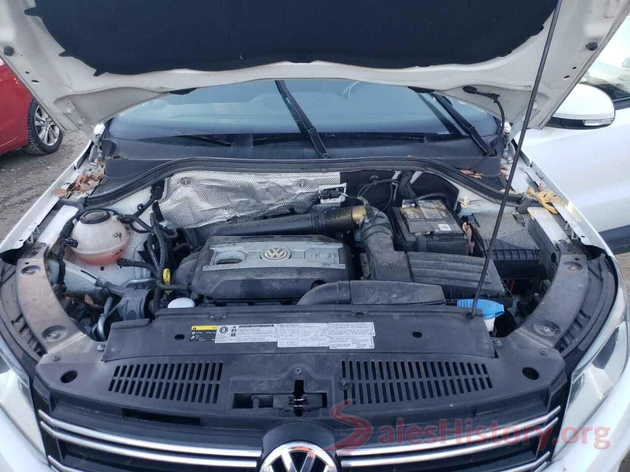 WVGBV7AX5HK047440 2017 VOLKSWAGEN TIGUAN