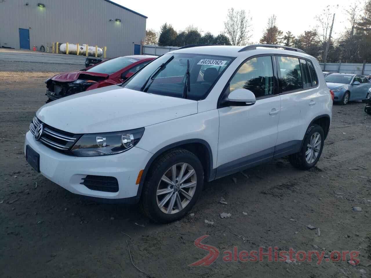 WVGBV7AX5HK047440 2017 VOLKSWAGEN TIGUAN