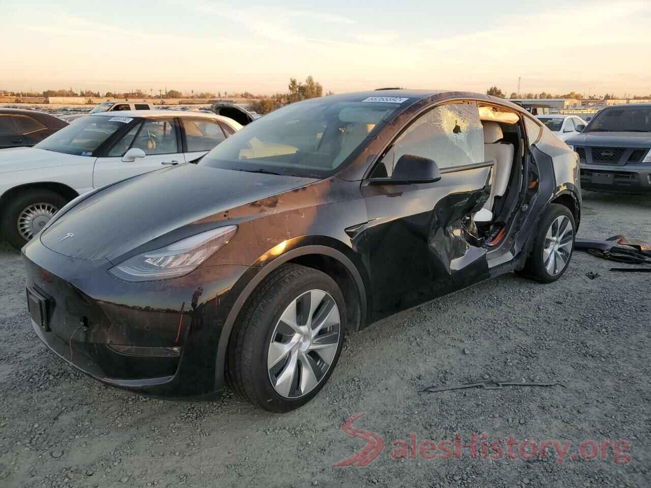 5YJYGDEE1MF152158 2021 TESLA MODEL Y