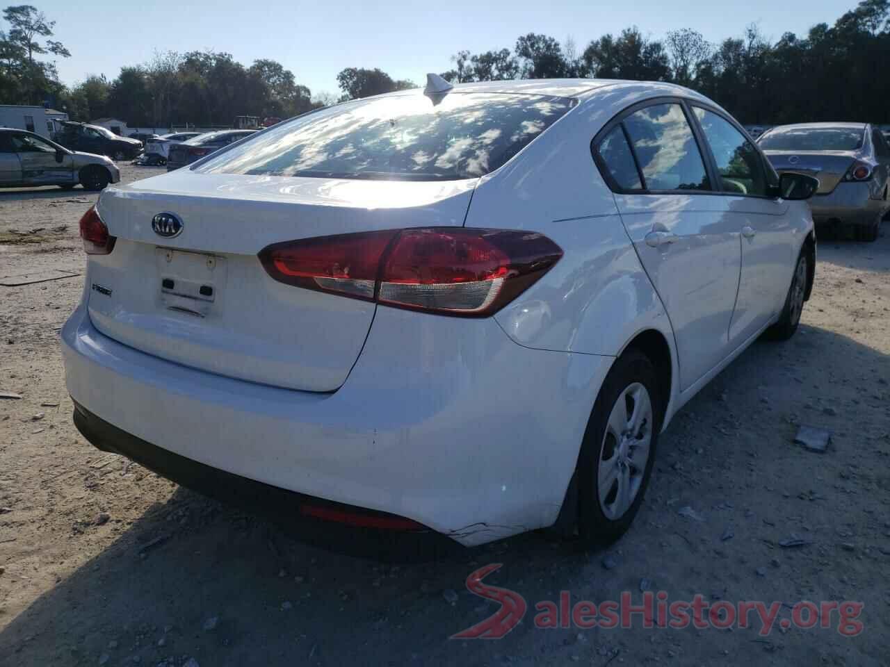 3KPFK4A74JE235582 2018 KIA FORTE