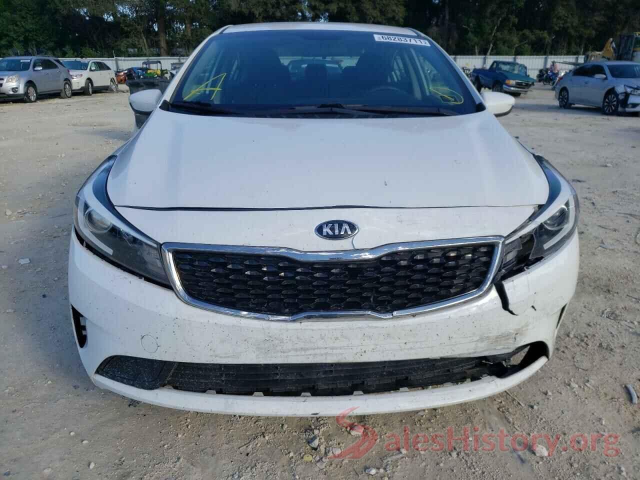 3KPFK4A74JE235582 2018 KIA FORTE