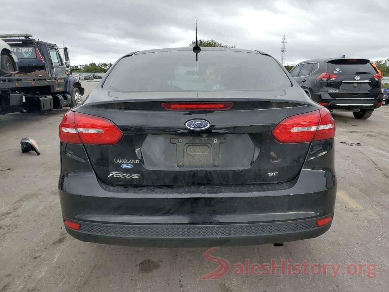 1FADP3F29JL238703 2018 FORD FOCUS