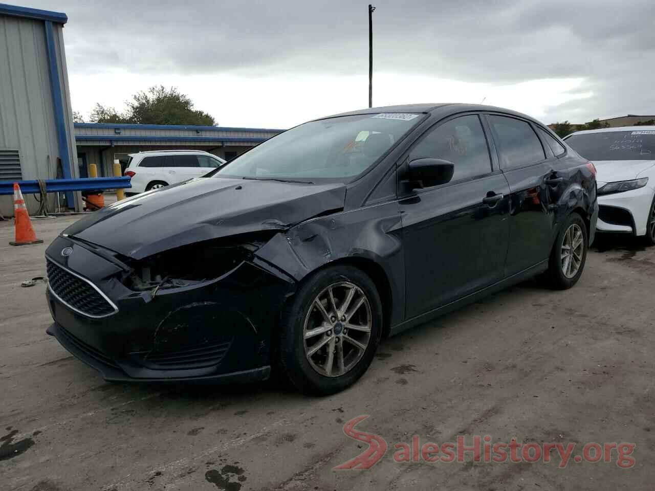 1FADP3F29JL238703 2018 FORD FOCUS