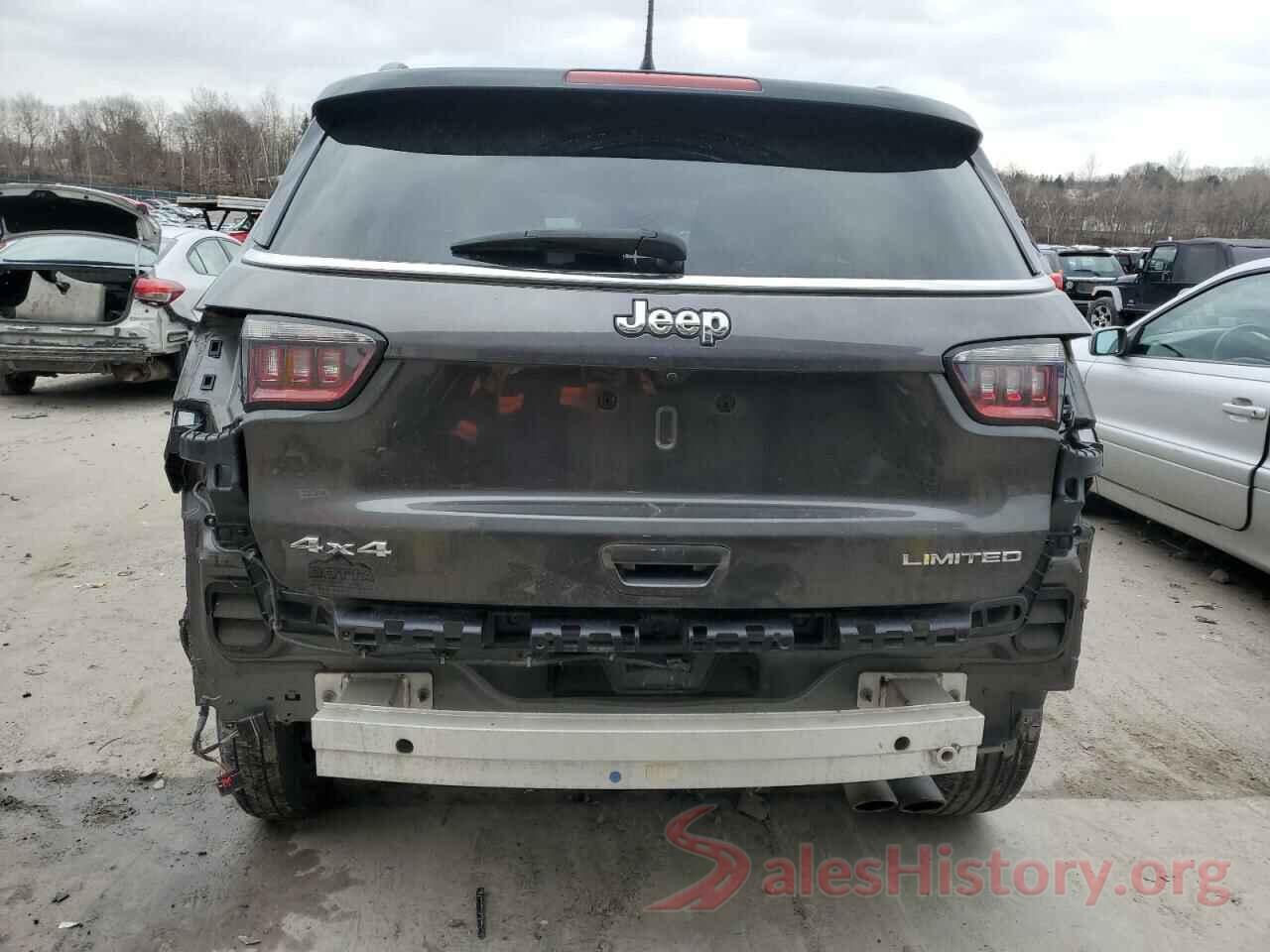 3C4NJDCB8JT112816 2018 JEEP COMPASS