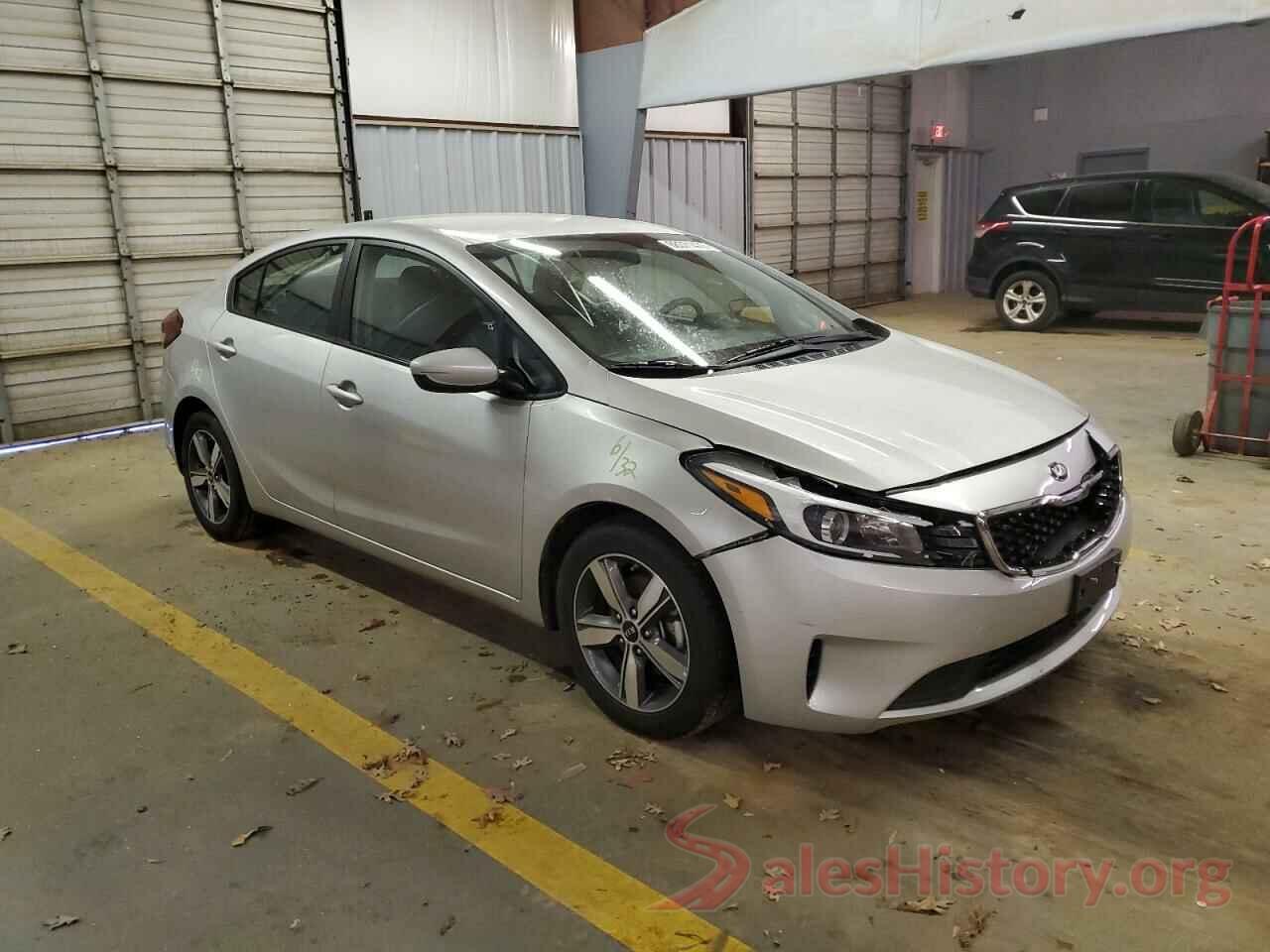 3KPFL4A75JE226032 2018 KIA FORTE