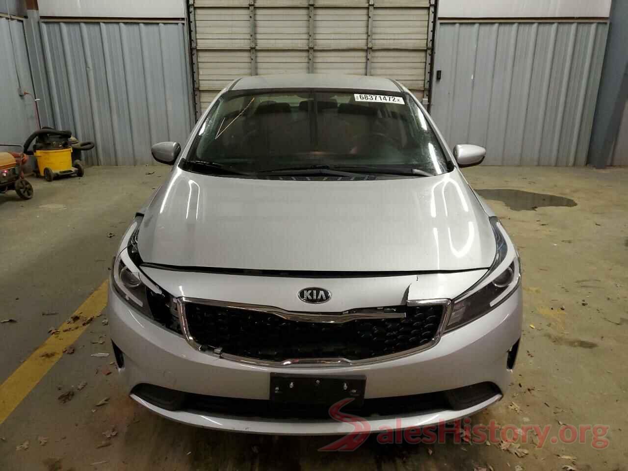 3KPFL4A75JE226032 2018 KIA FORTE