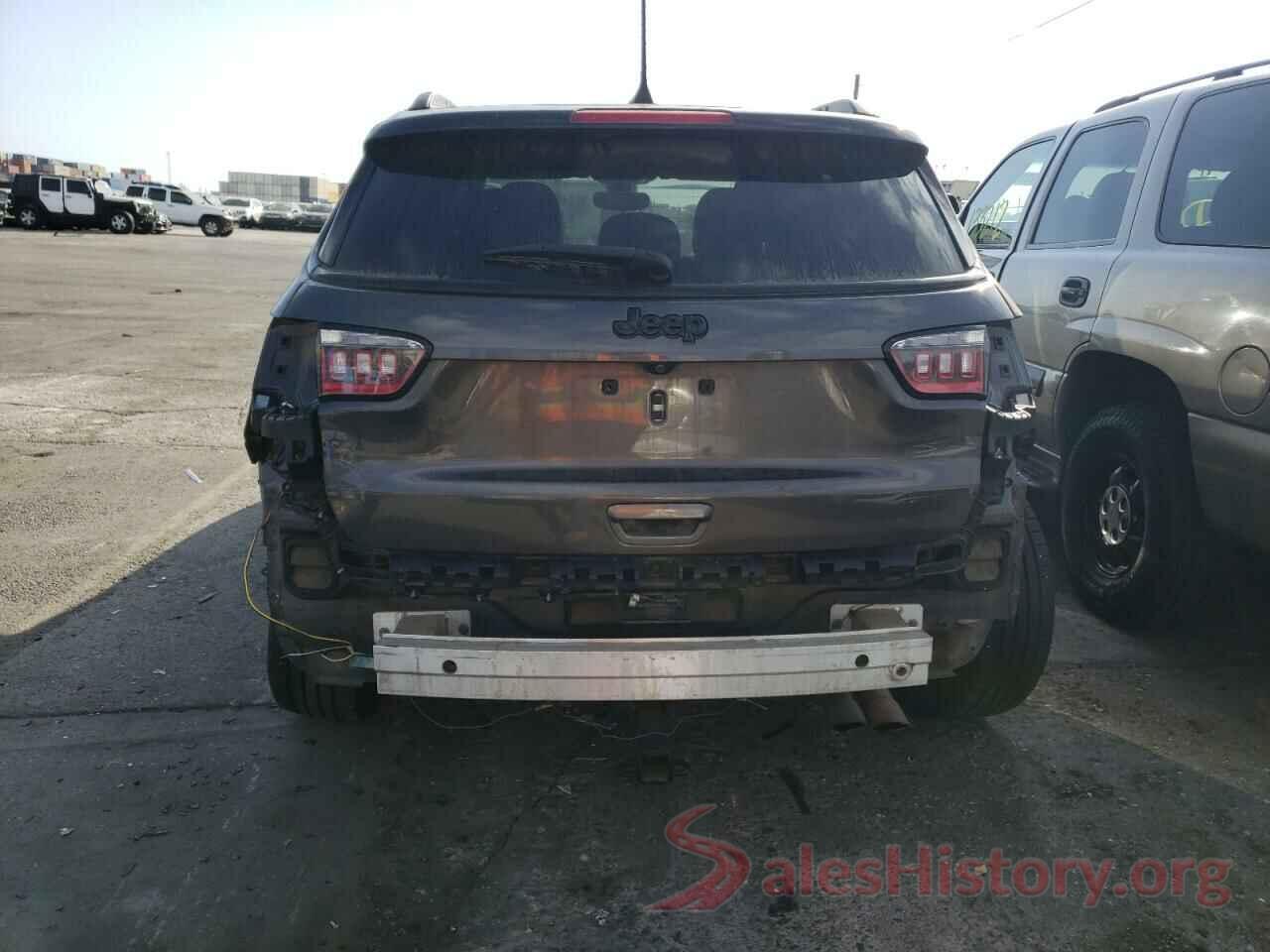 3C4NJCBB9KT692252 2019 JEEP COMPASS