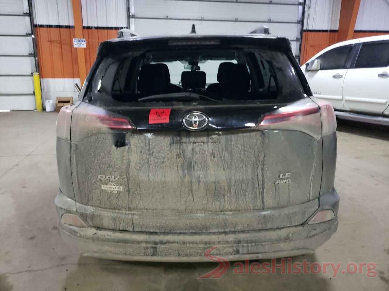 2T3BFREV0JW723568 2018 TOYOTA RAV4