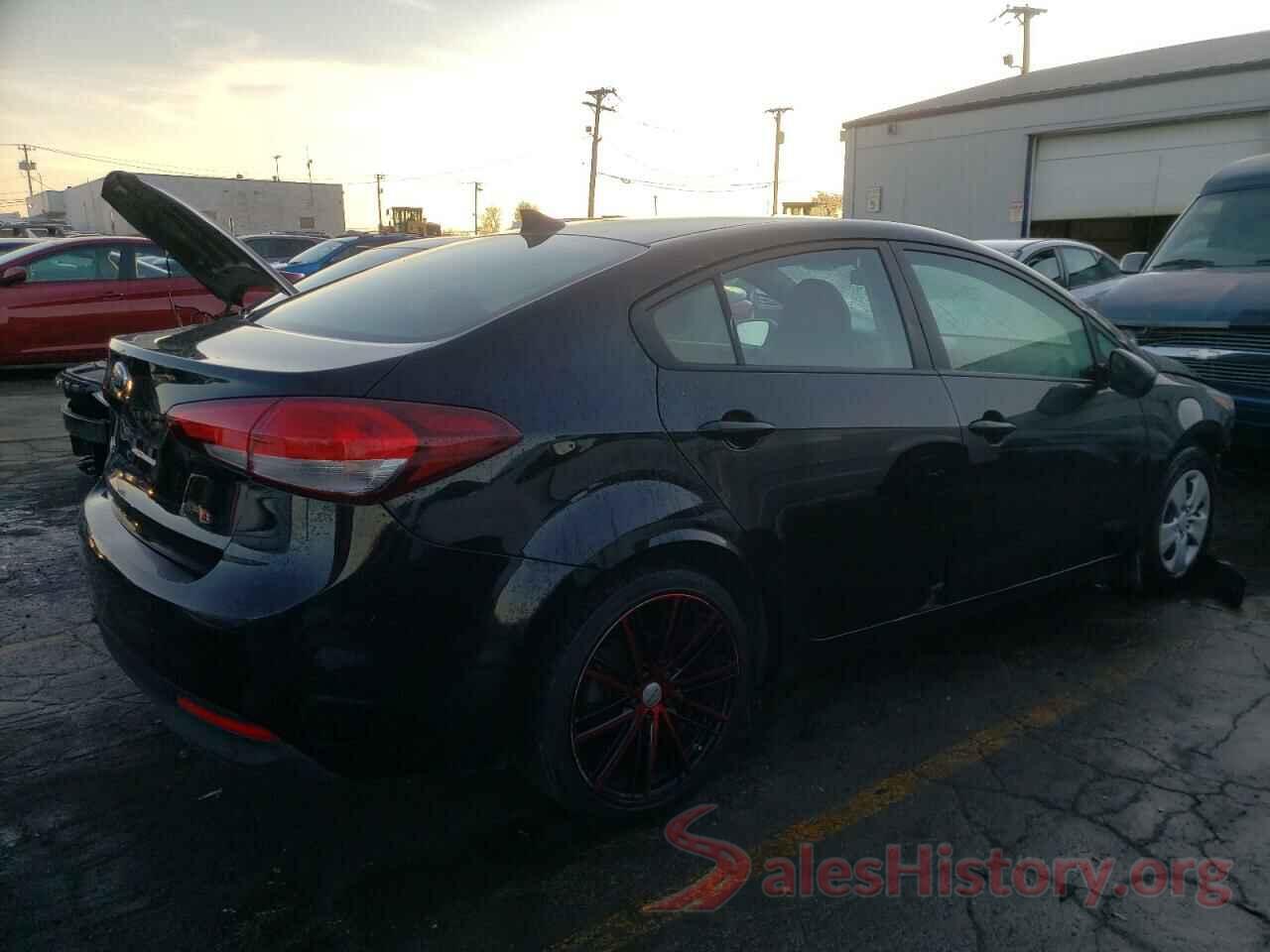 3KPFK4A76JE210232 2018 KIA FORTE