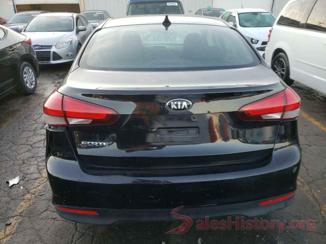 3KPFK4A76JE210232 2018 KIA FORTE