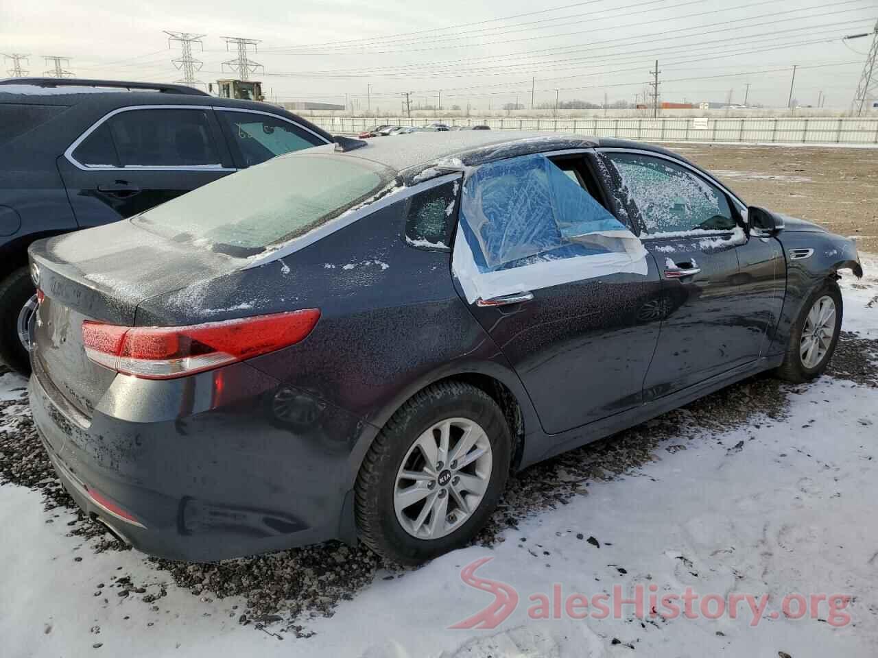 KNAGT4L34H5130054 2017 KIA OPTIMA