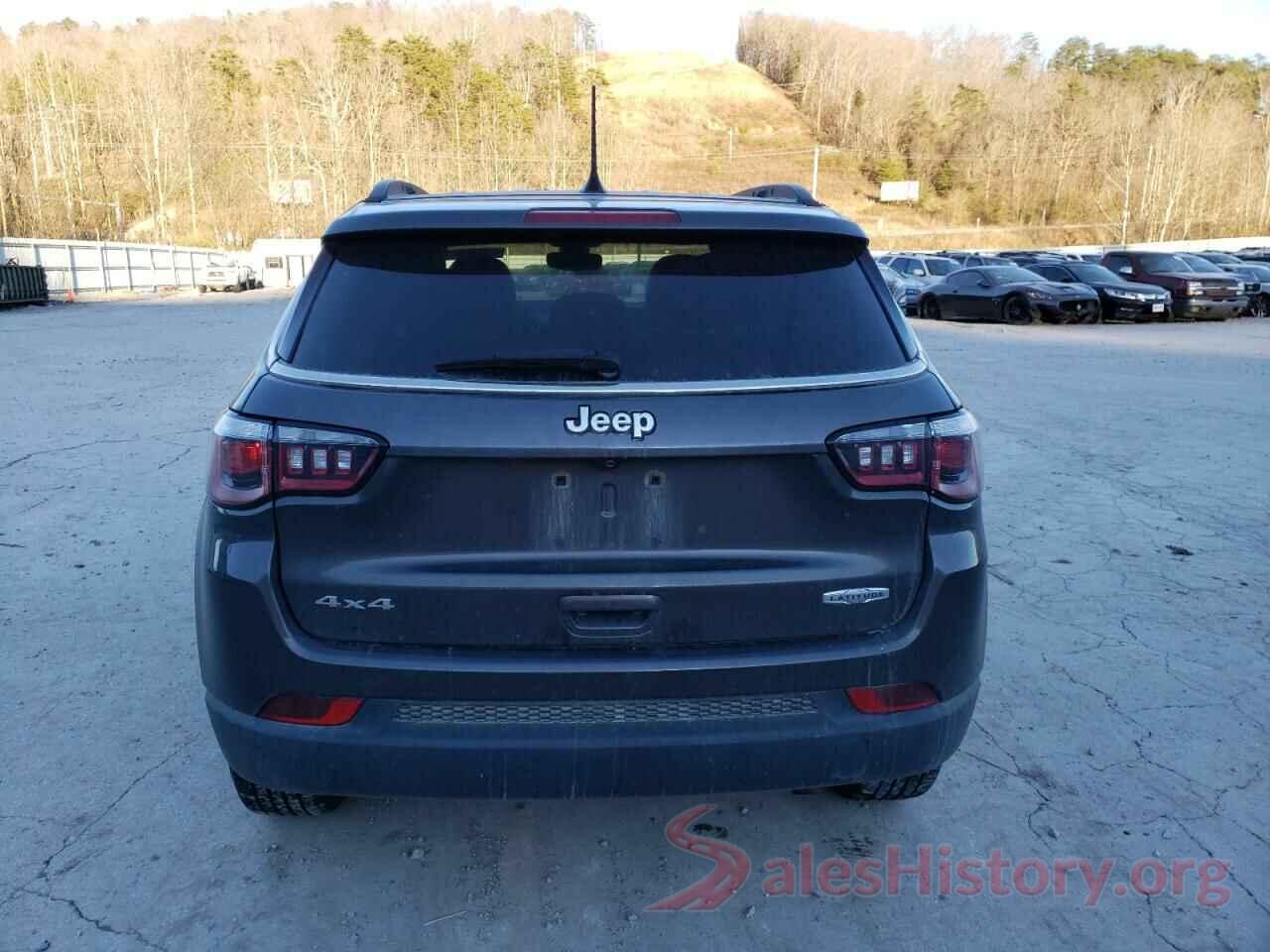 3C4NJDBB4JT131350 2018 JEEP COMPASS