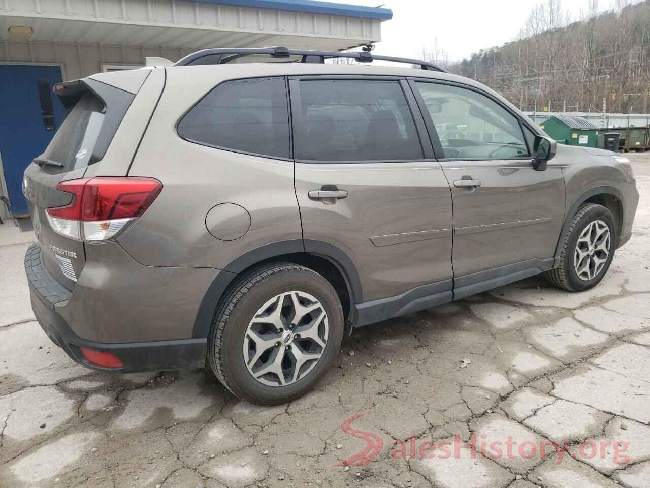 JF2SKAGC0LH583556 2020 SUBARU FORESTER