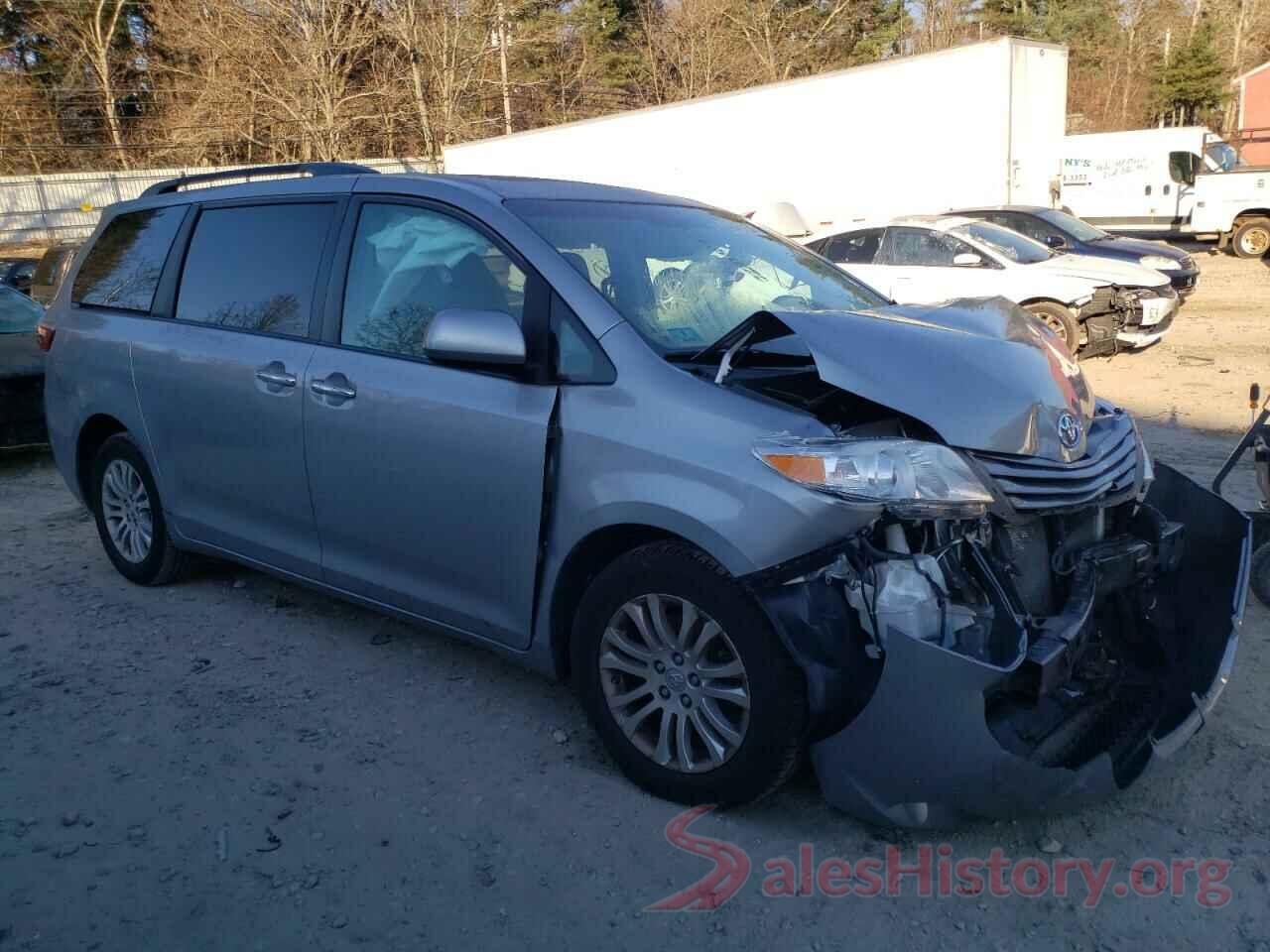 5TDYZ3DC1HS899975 2017 TOYOTA SIENNA