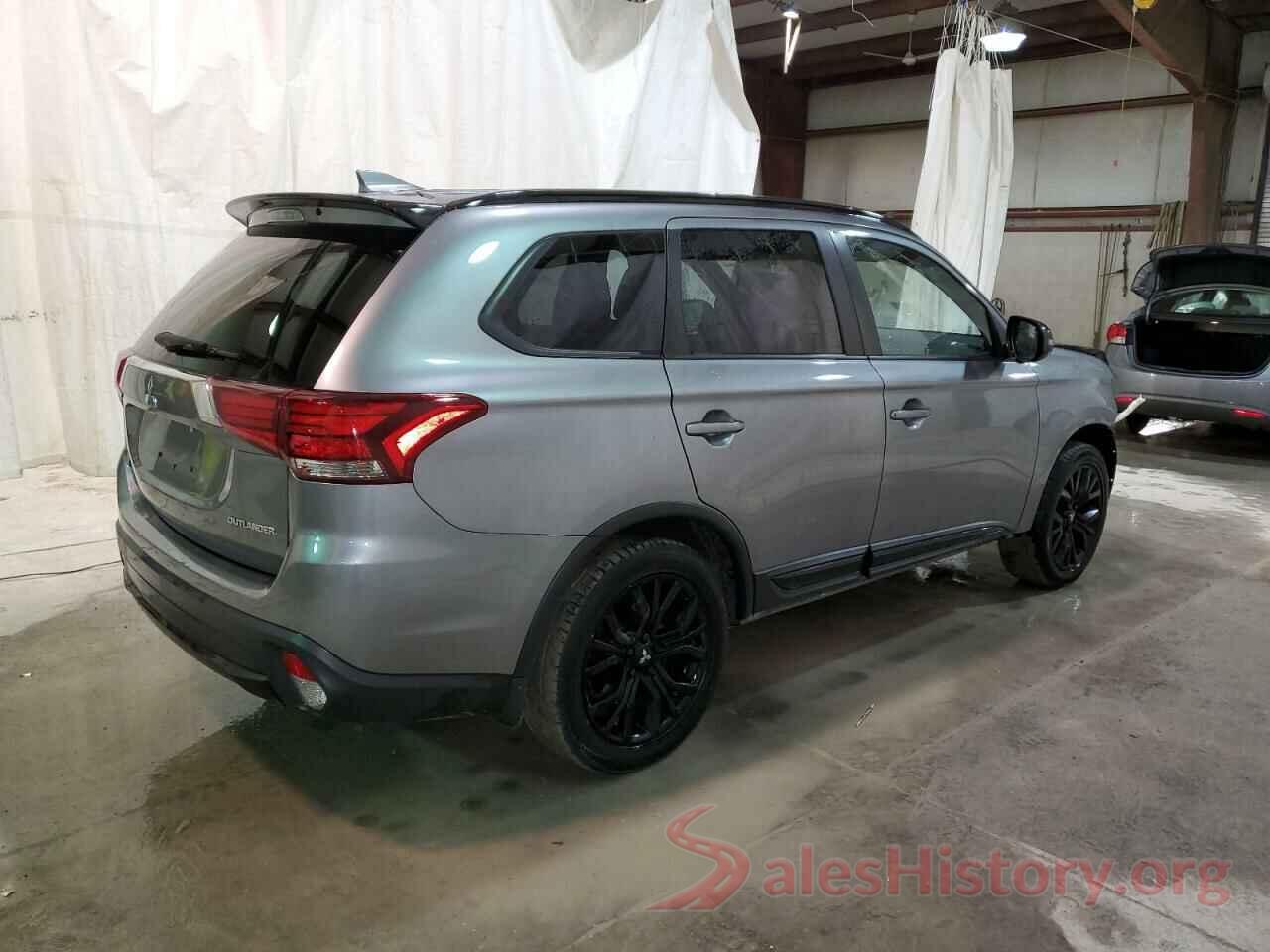 JA4AD3A30JZ069538 2018 MITSUBISHI OUTLANDER