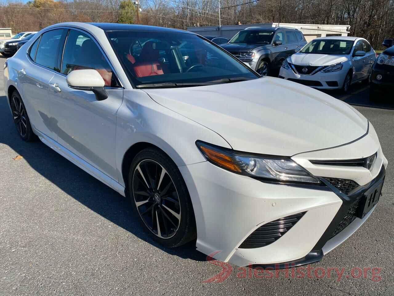 4T1B61HK5JU070599 2018 TOYOTA CAMRY