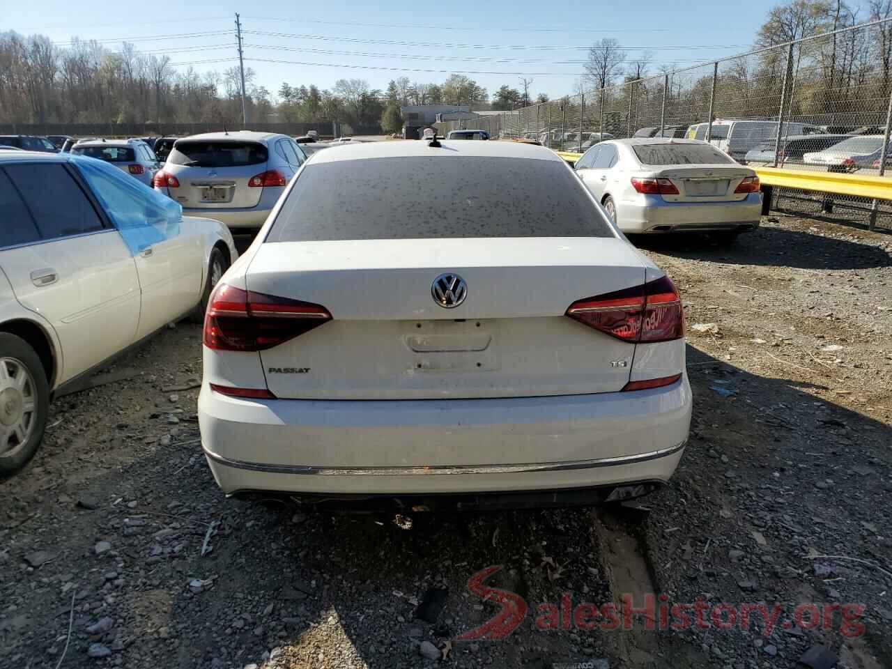 1VWAA7A38JC026040 2018 VOLKSWAGEN PASSAT