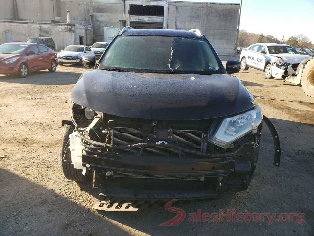 KNMAT2MV6HP618469 2017 NISSAN ROGUE