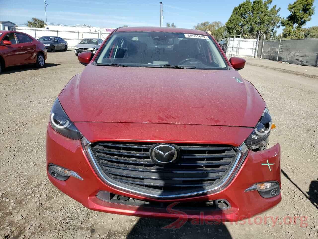 3MZBN1W33JM240477 2018 MAZDA 3