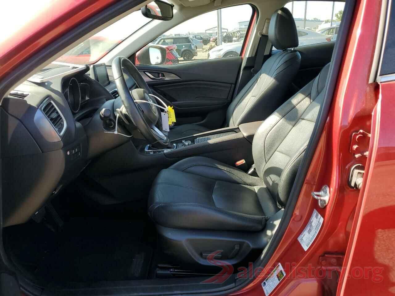 3MZBN1W33JM240477 2018 MAZDA 3