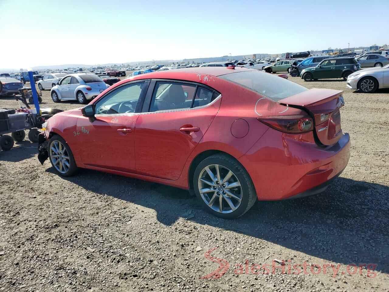 3MZBN1W33JM240477 2018 MAZDA 3