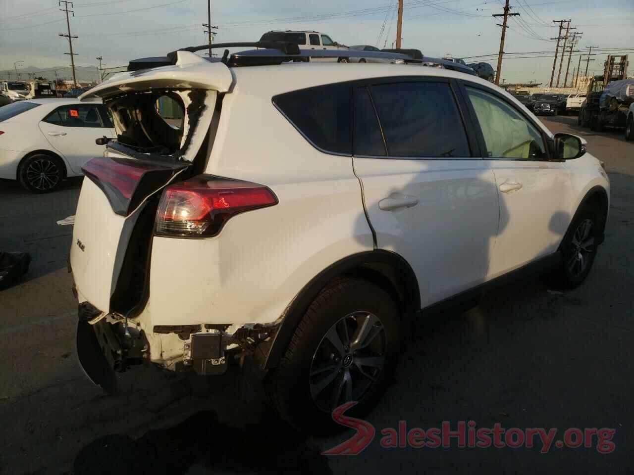 JTMWFREV6JJ730007 2018 TOYOTA RAV4