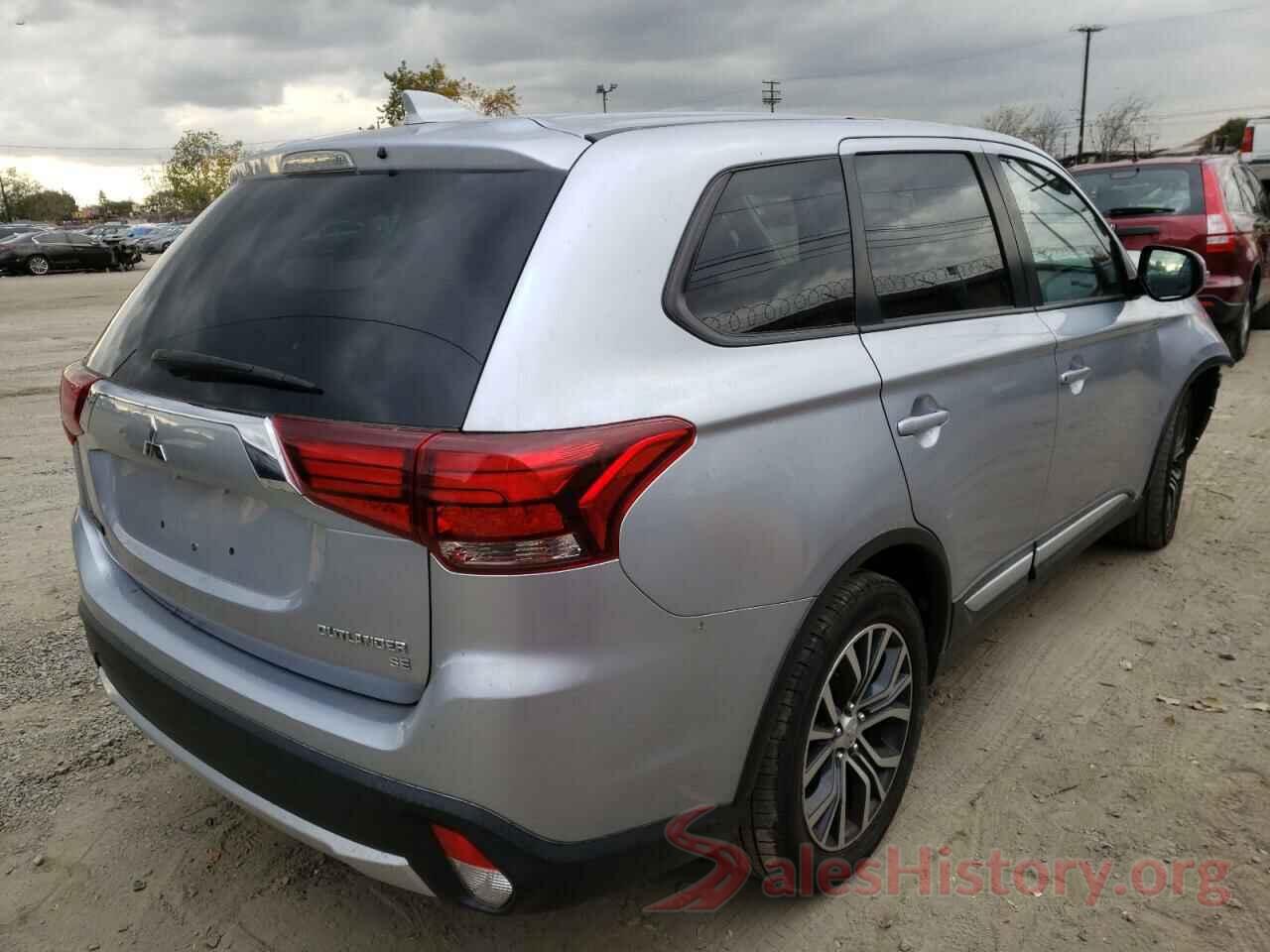 JA4AD3A33HZ033479 2017 MITSUBISHI OUTLANDER