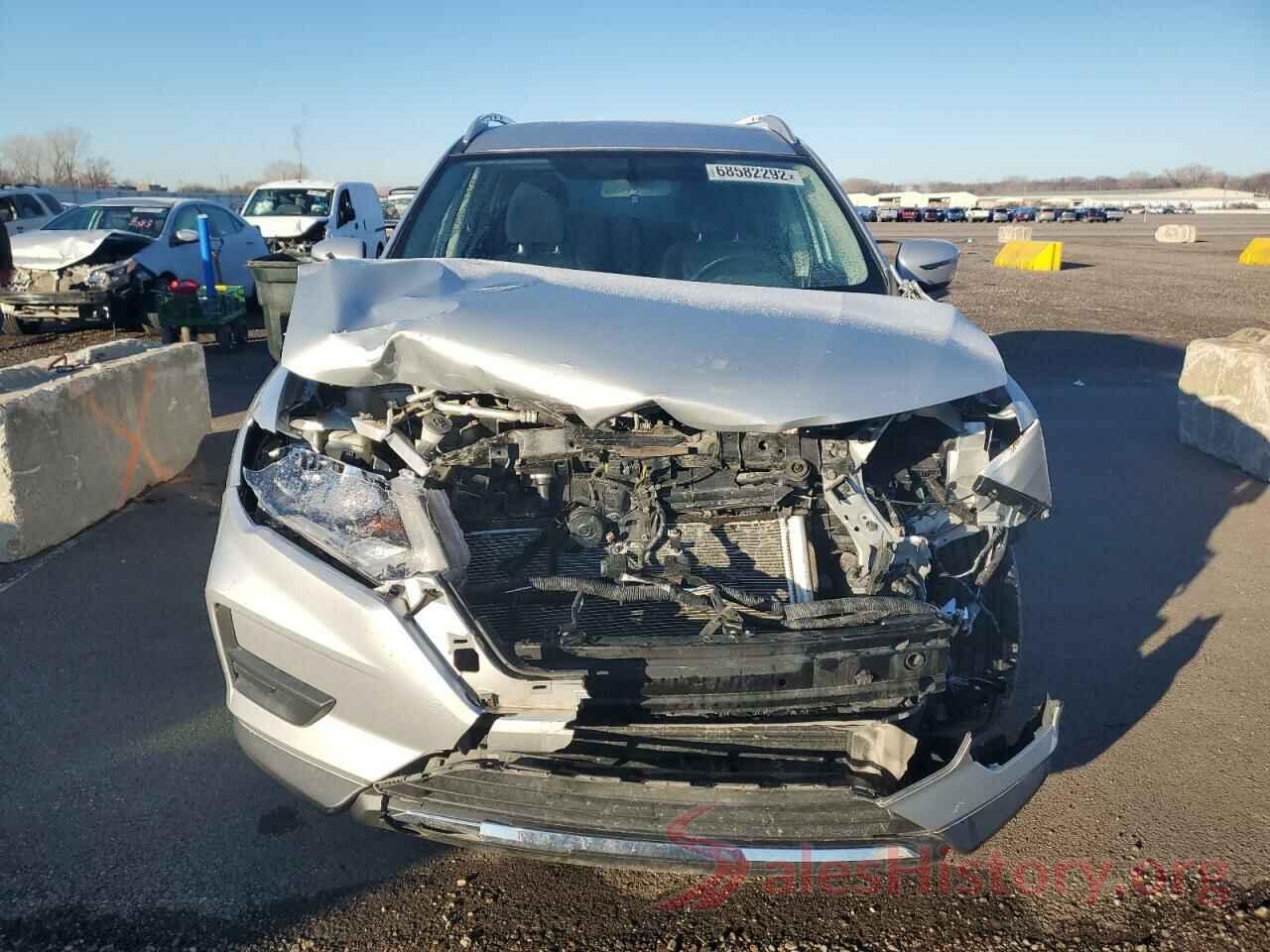 KNMAT2MVXJP500916 2018 NISSAN ROGUE