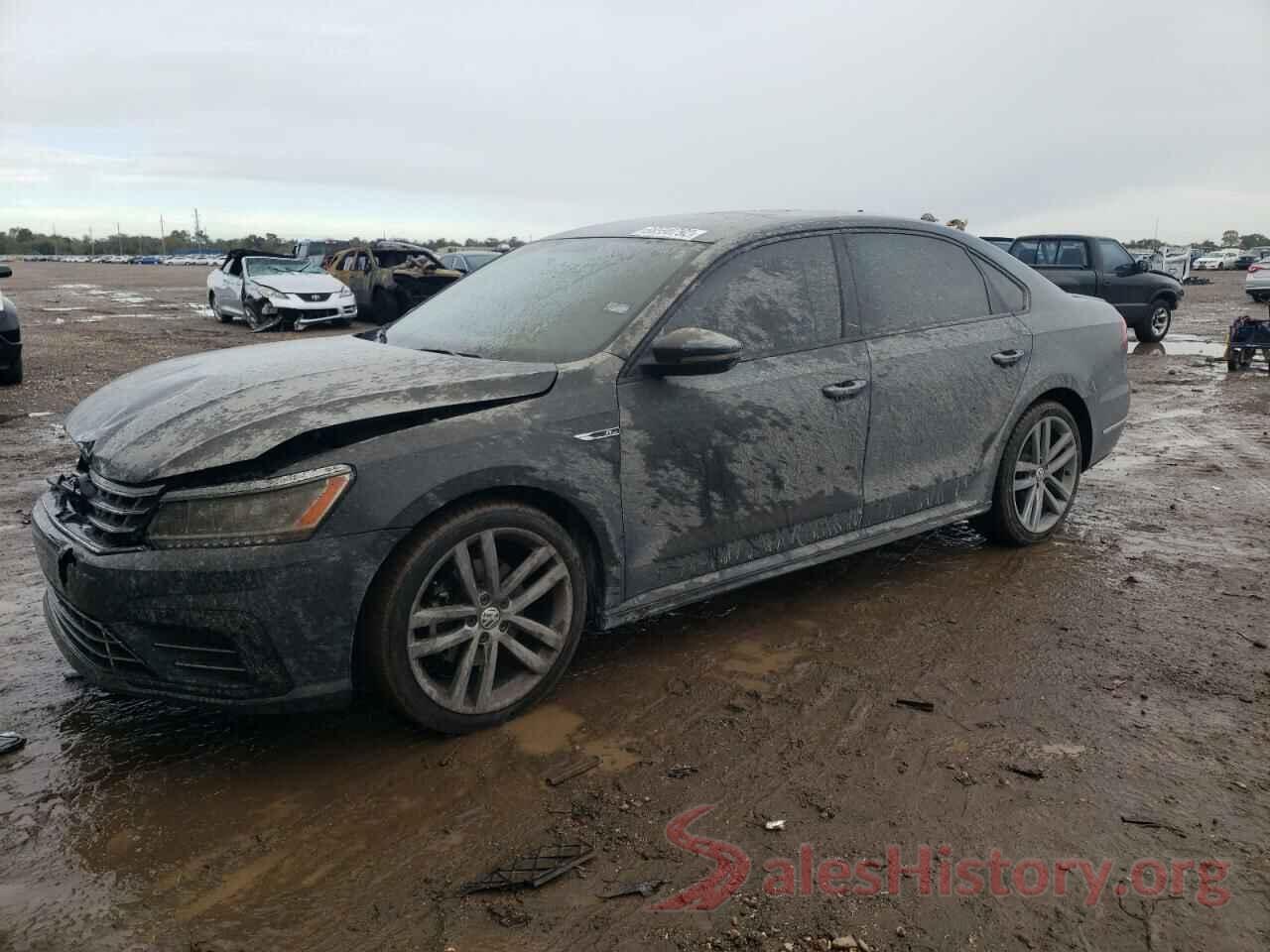 1VWAA7A38JC002417 2018 VOLKSWAGEN PASSAT