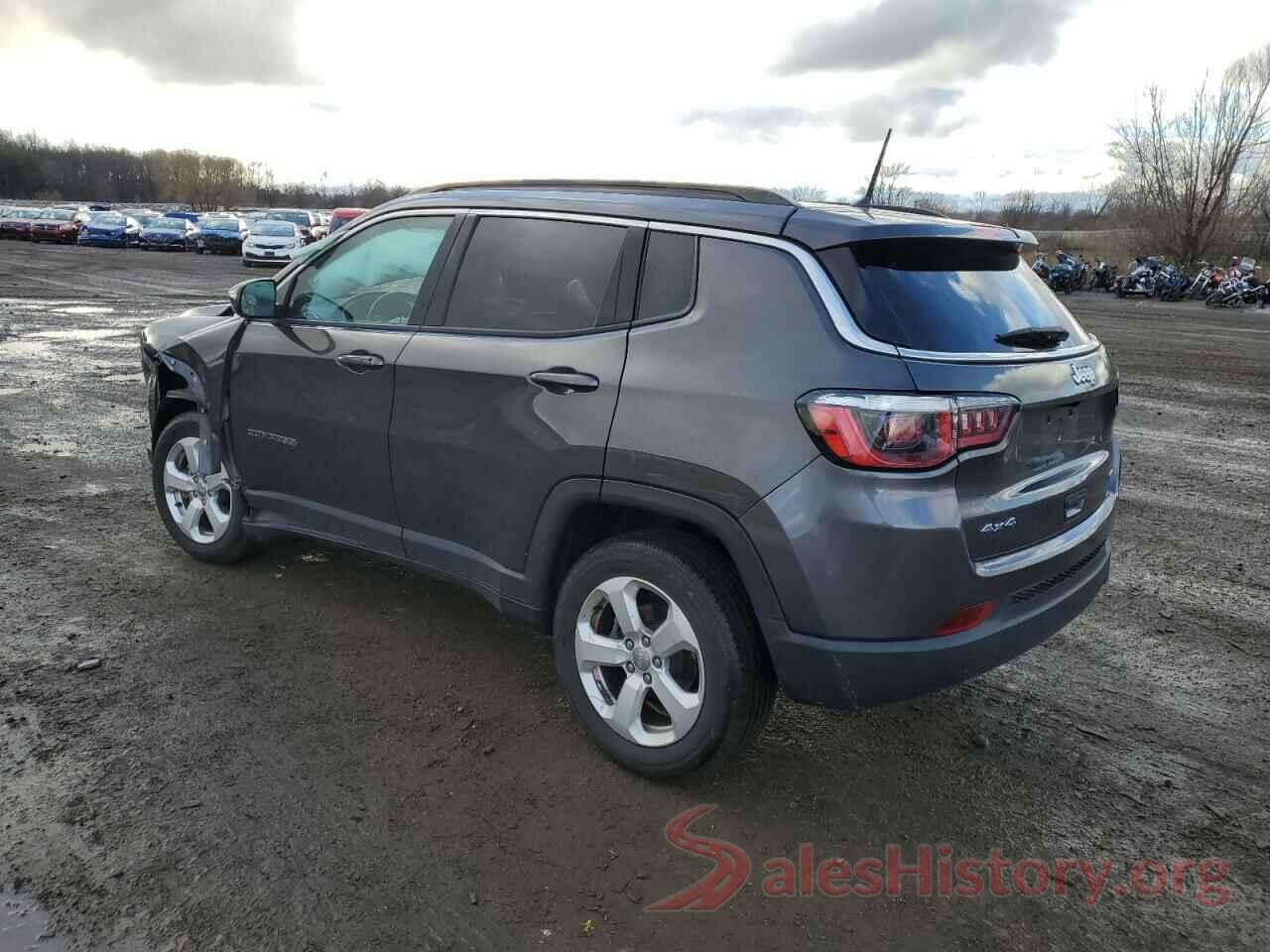 3C4NJDBB4JT423810 2018 JEEP COMPASS