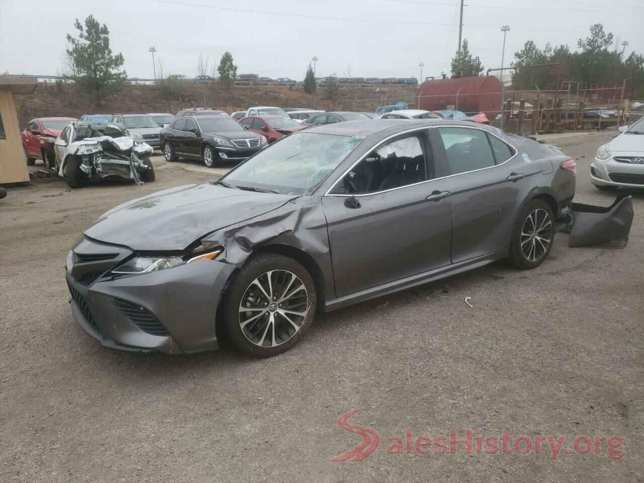 4T1B11HK6KU699773 2019 TOYOTA CAMRY