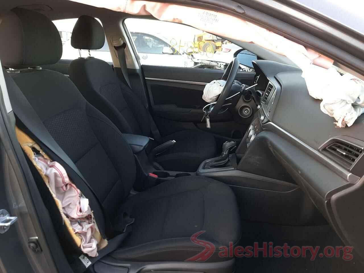 5NPD84LF0KH419585 2019 HYUNDAI ELANTRA