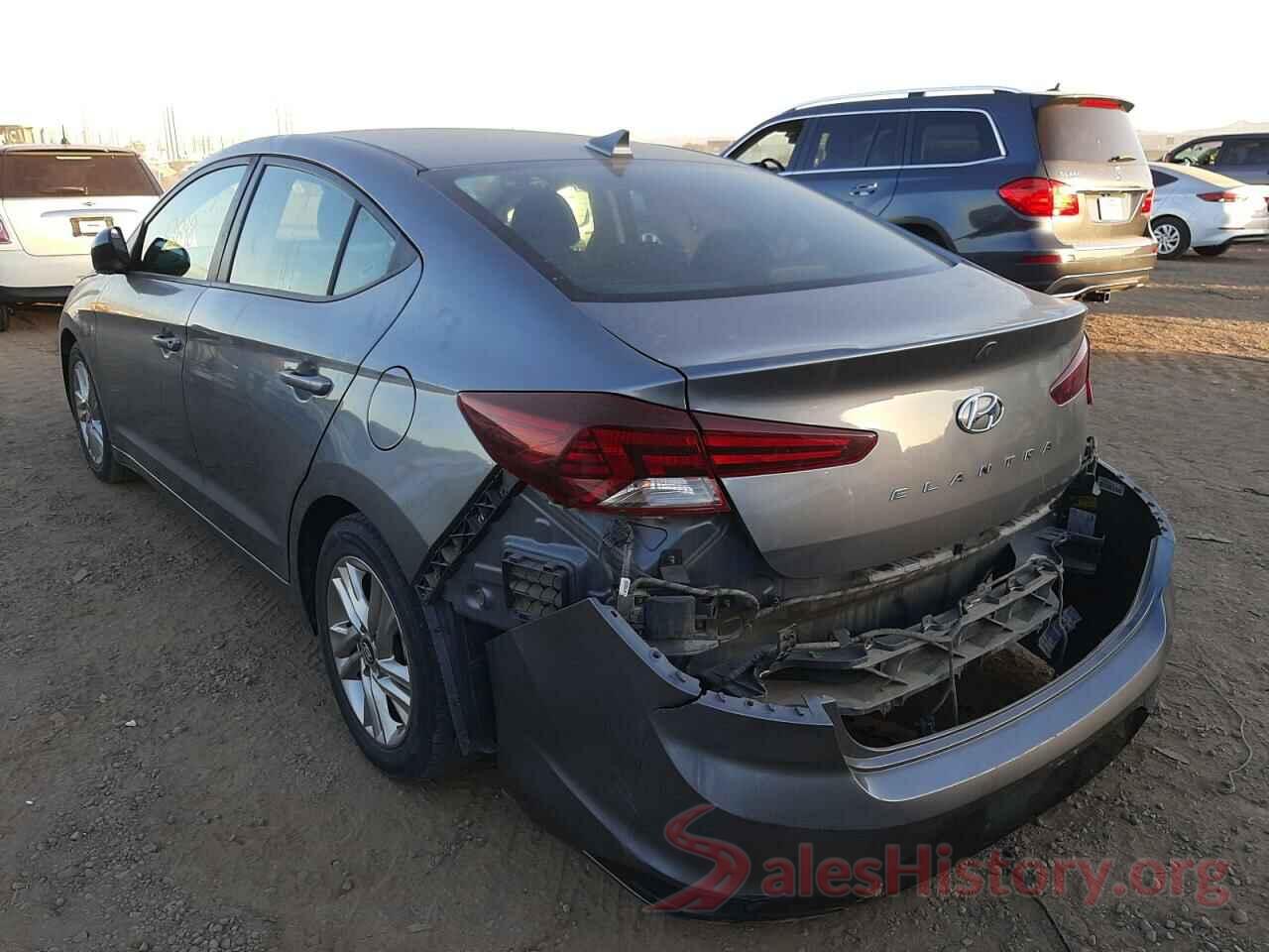 5NPD84LF0KH419585 2019 HYUNDAI ELANTRA