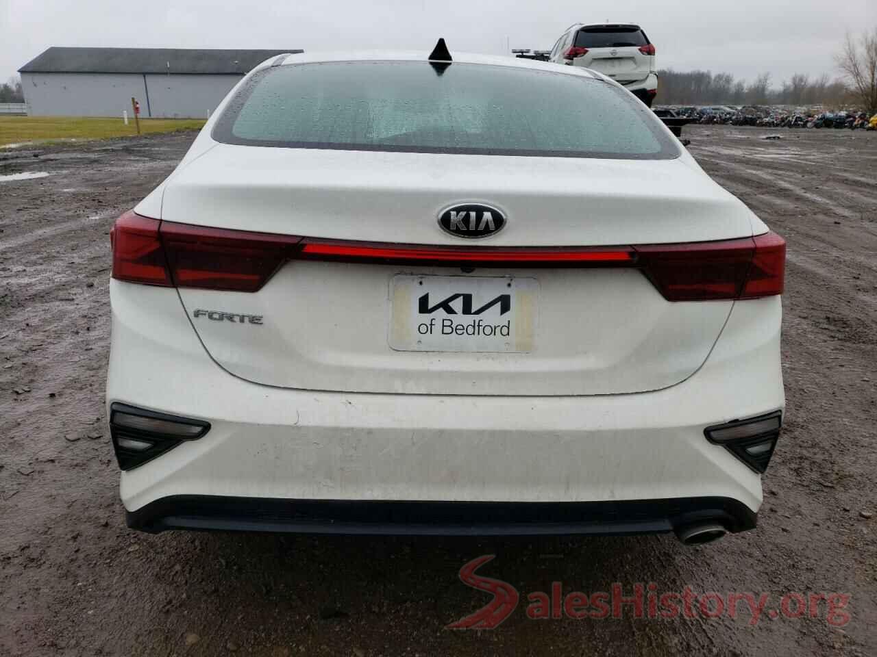 3KPF24AD8KE136349 2019 KIA FORTE