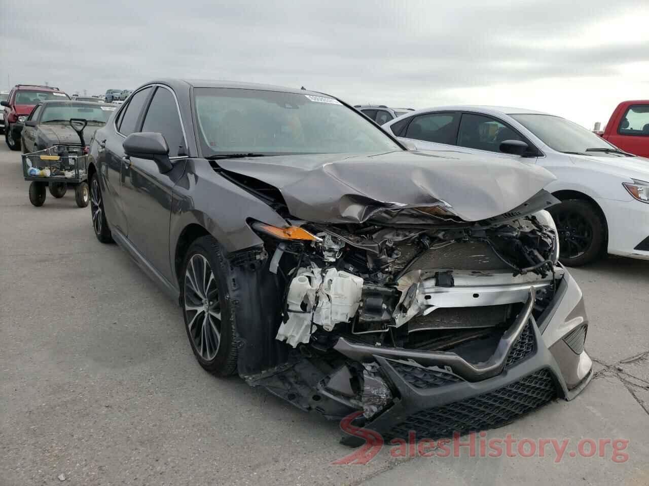 4T1B11HK3KU170166 2019 TOYOTA CAMRY