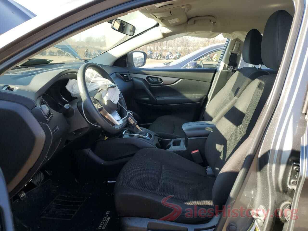 JN1BJ1CRXJW284440 2018 NISSAN ROGUE