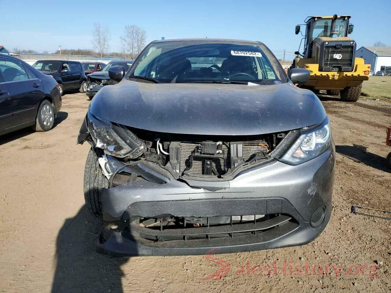 JN1BJ1CRXJW284440 2018 NISSAN ROGUE