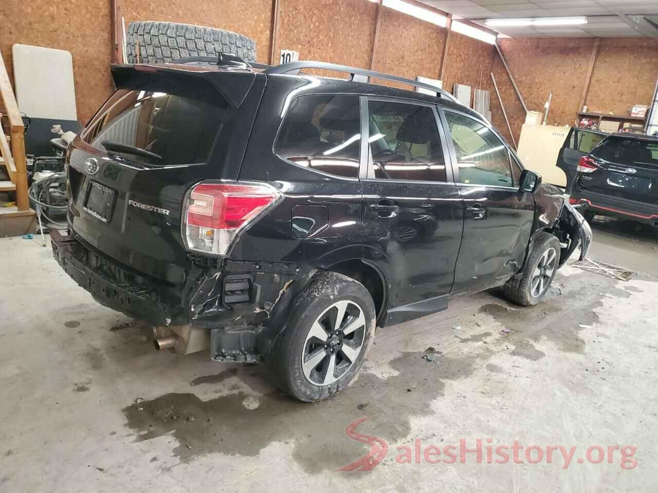 JF2SJAEC4JH556072 2018 SUBARU FORESTER