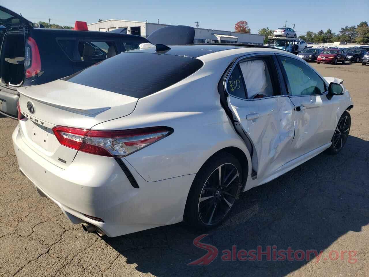 4T1BZ1HK9JU506507 2018 TOYOTA CAMRY