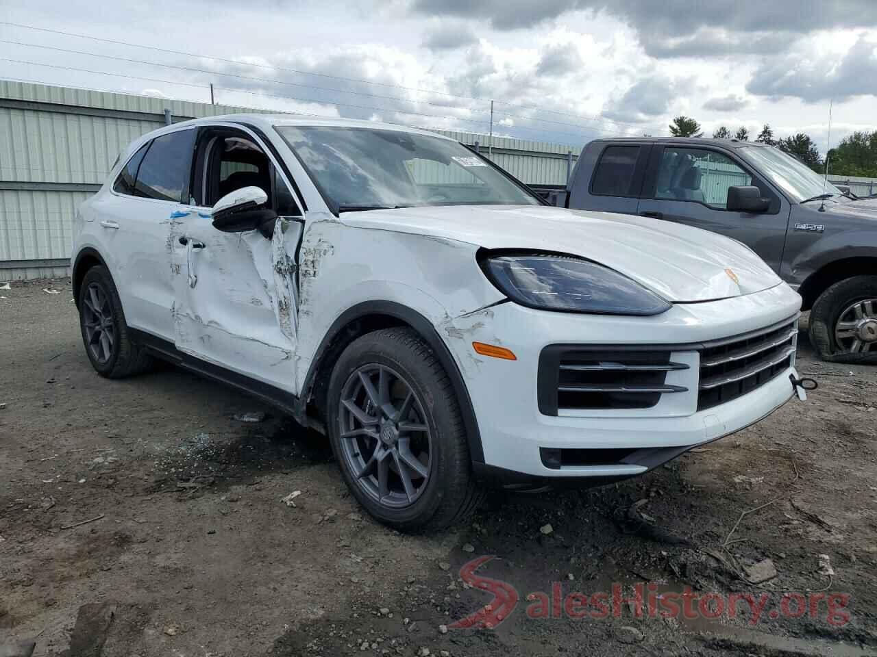 WP1AA2AY4RDA01352 2024 PORSCHE CAYENNE