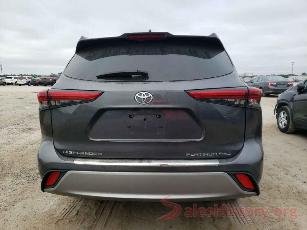 5TDFZRBH8LS027925 2020 TOYOTA HIGHLANDER